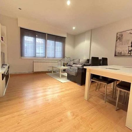 O Cuarto De Abastos Apartment Ourense Bagian luar foto