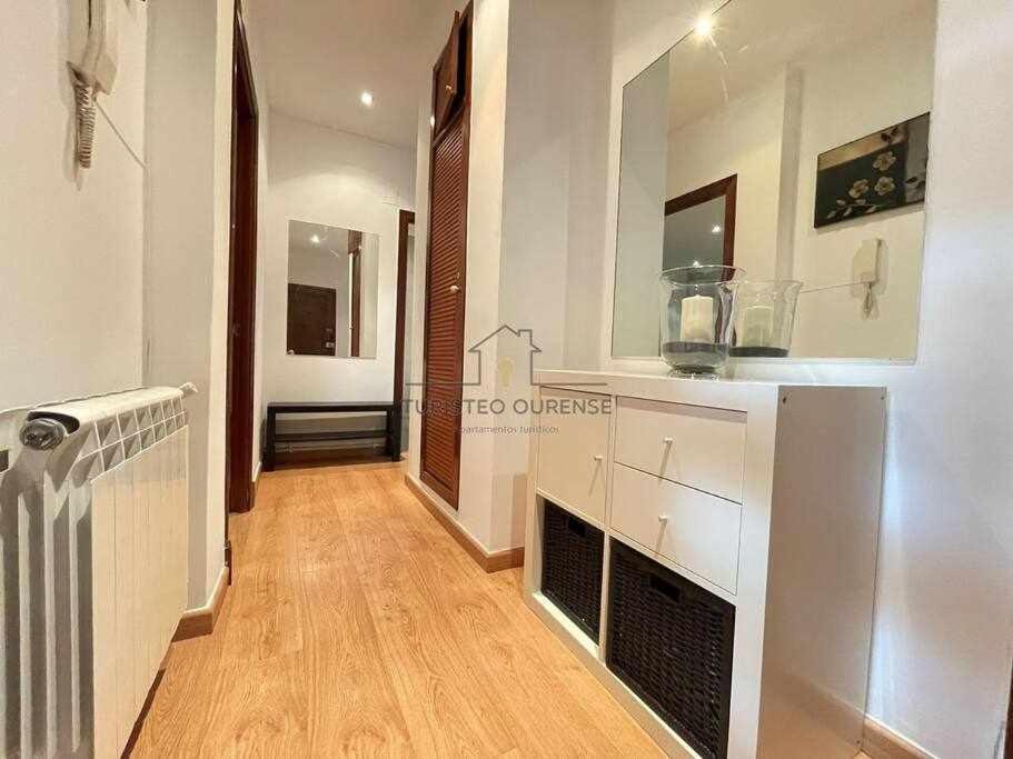 O Cuarto De Abastos Apartment Ourense Bagian luar foto