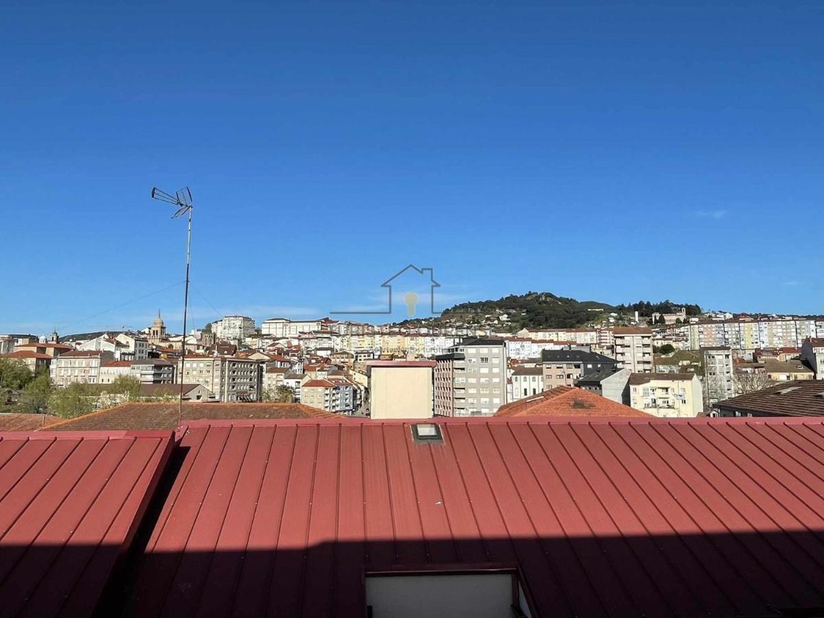 O Cuarto De Abastos Apartment Ourense Bagian luar foto