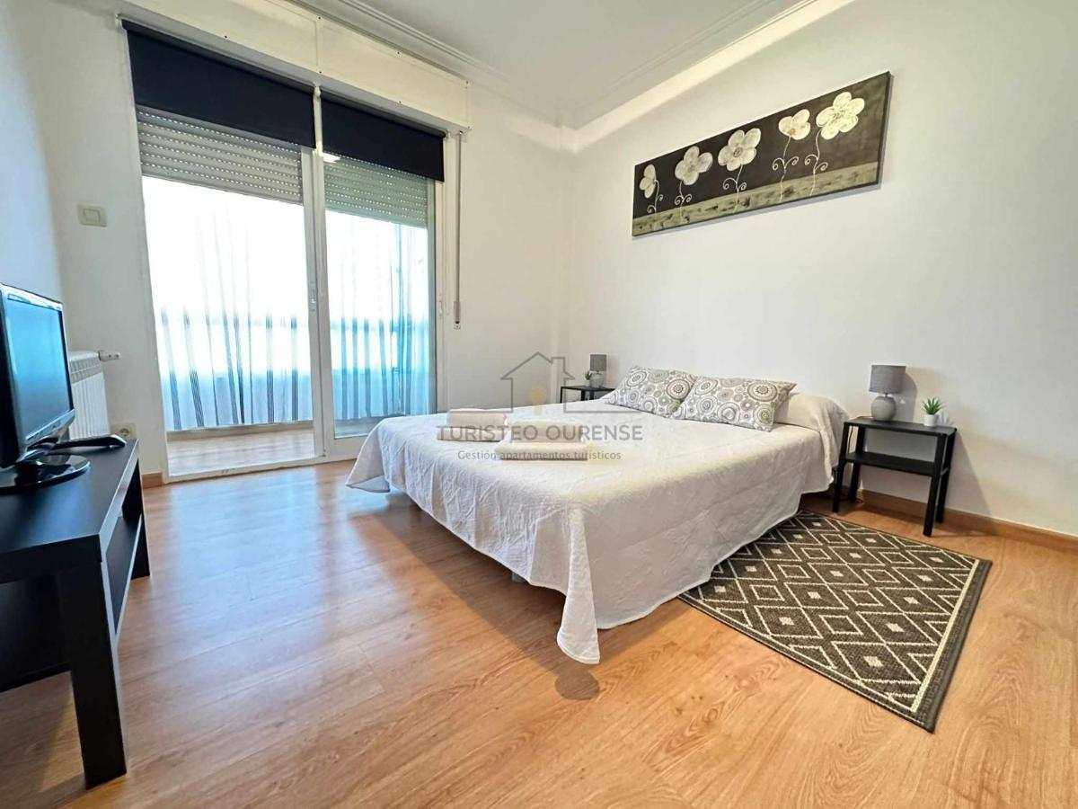 O Cuarto De Abastos Apartment Ourense Bagian luar foto
